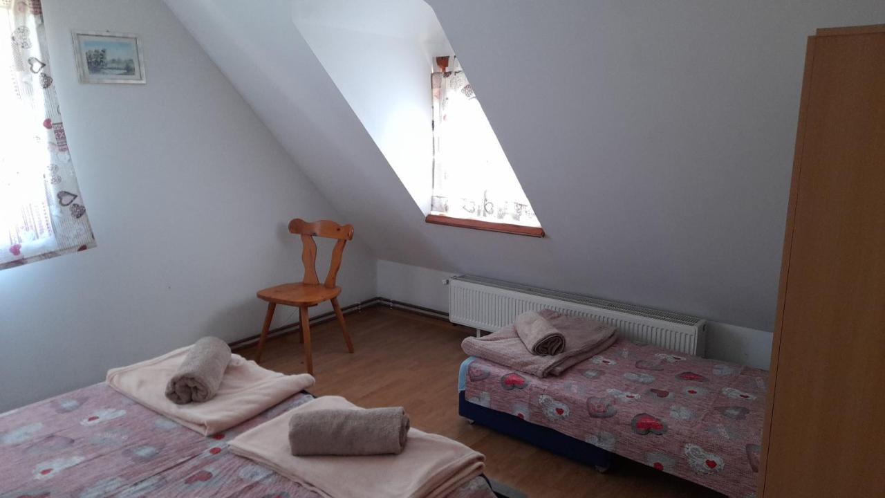 Rooms Ma La Karlovac Ngoại thất bức ảnh