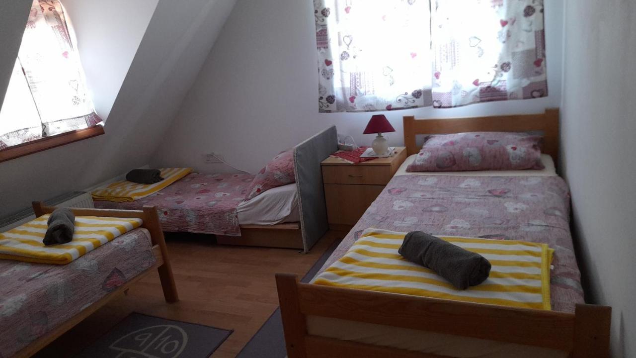 Rooms Ma La Karlovac Ngoại thất bức ảnh