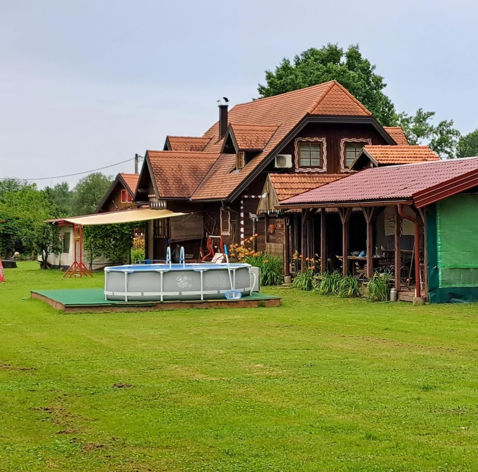 Rooms Ma La Karlovac Ngoại thất bức ảnh
